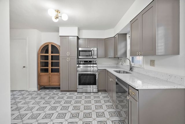 279 QUINN RD, Collierville, TN 38017