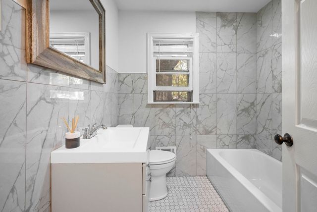 279 QUINN RD, Collierville, TN 38017