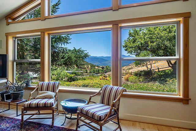 2815 Dead Indian Memorial Road, Ashland, OR 97520