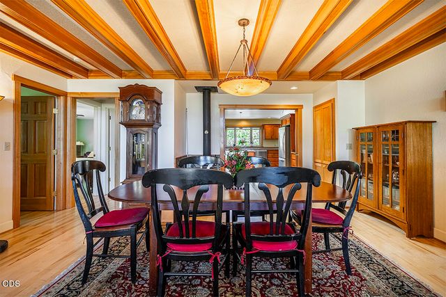 2815 Dead Indian Memorial Road, Ashland, OR 97520