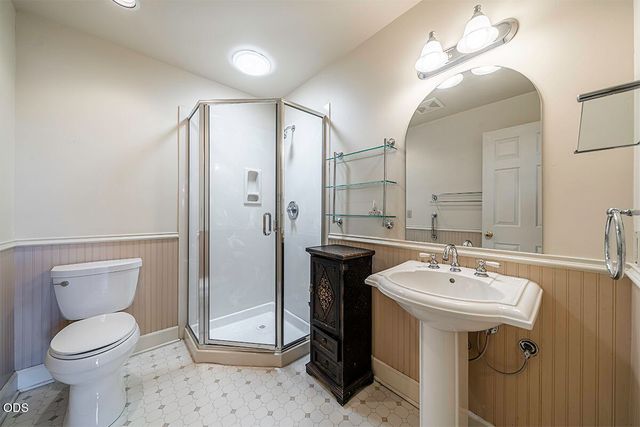2815 Dead Indian Memorial Road, Ashland, OR 97520