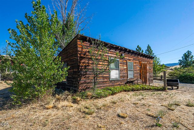 2815 Dead Indian Memorial Road, Ashland, OR 97520