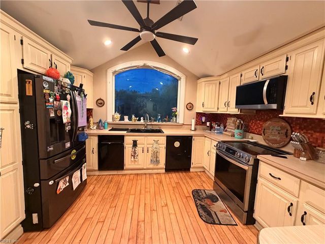 29353 Millfield RD, Wakefield, VA 23888