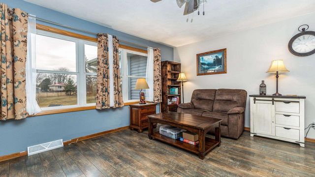 1120 Eastman Street, Platteville, WI 53818