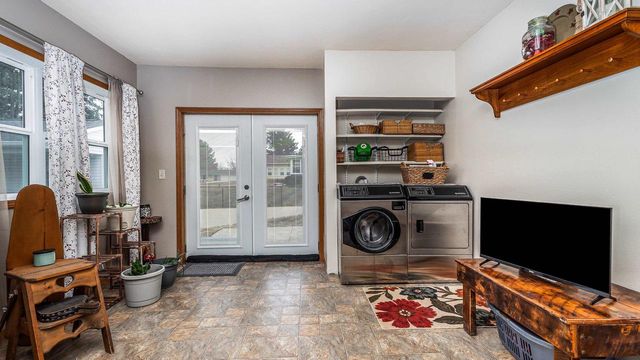 1120 Eastman Street, Platteville, WI 53818