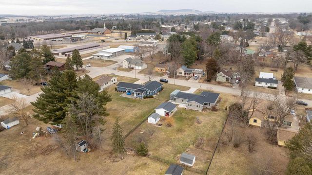 1120 Eastman Street, Platteville, WI 53818