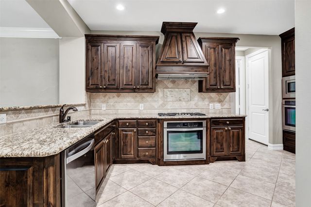4817 BAYVIEW Drive, Plano, TX 75093
