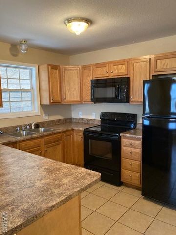 219 Petroleum Street, Sikeston, MO 63801