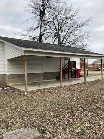 219 Petroleum Street, Sikeston, MO 63801