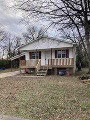 219 Petroleum Street, Sikeston, MO 63801