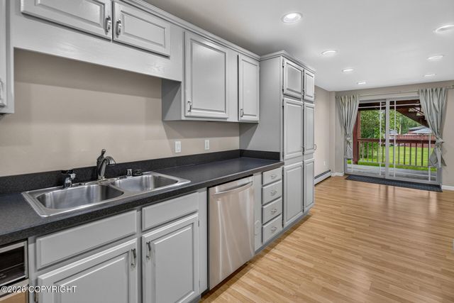 4741 Mars Drive, Anchorage, AK 99507