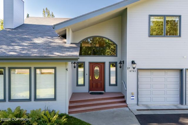 4741 Mars Drive, Anchorage, AK 99507