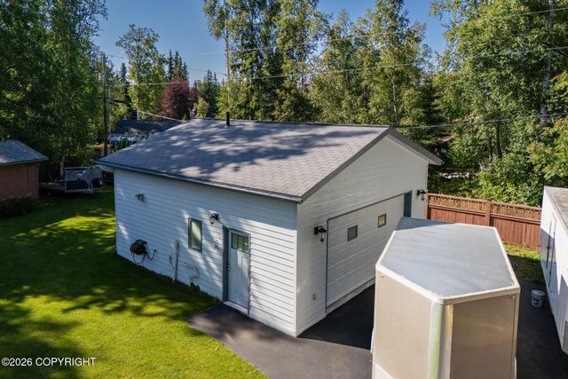 4741 Mars Drive, Anchorage, AK 99507