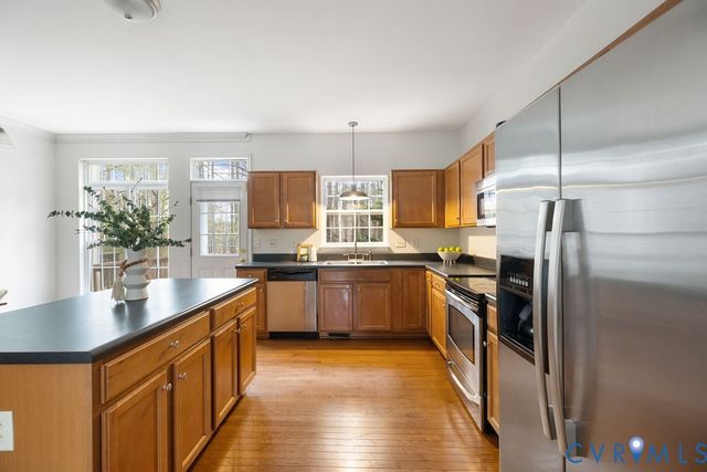 8758 Springwater Dr, Henrico, VA 23228