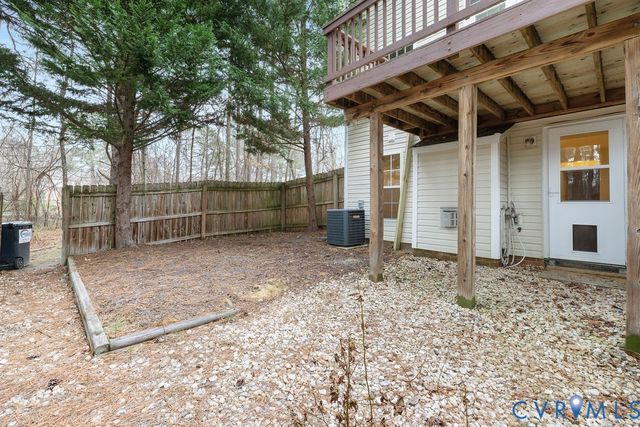8758 Springwater Dr, Henrico, VA 23228