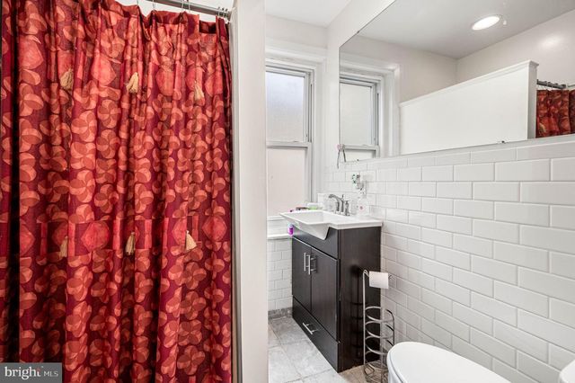 1627 W THOMPSON ST, Philadelphia, PA 19121