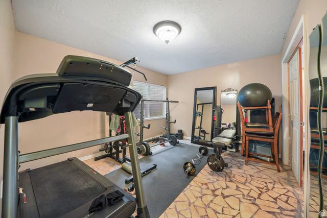 1898 W POINTE MEADOW LOOP, Lehi, UT 84048