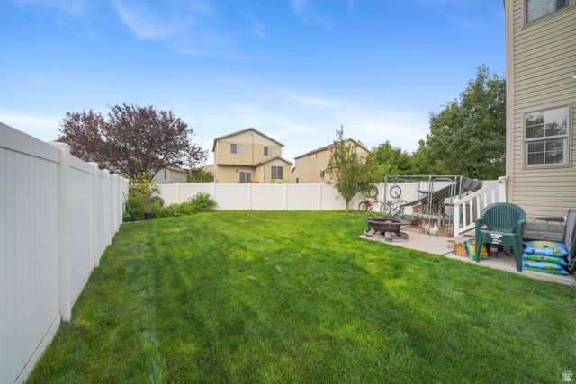 1898 W POINTE MEADOW LOOP, Lehi, UT 84048
