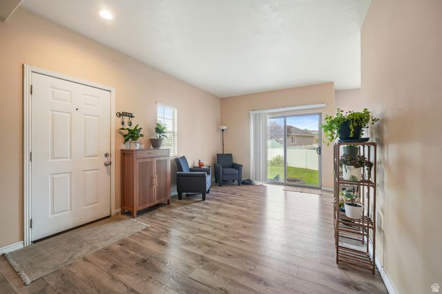 1898 W POINTE MEADOW LOOP, Lehi, UT 84048
