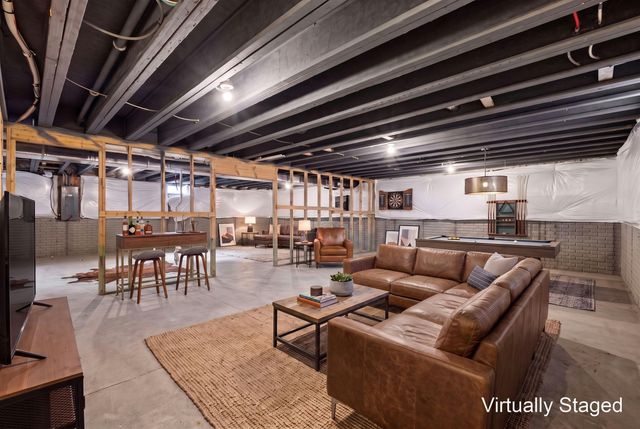 140 Oak Valley Court, Newark, OH 43055
