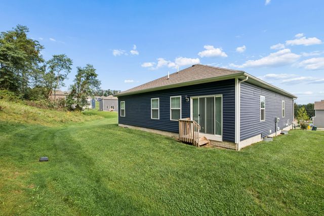 140 Oak Valley Court, Newark, OH 43055