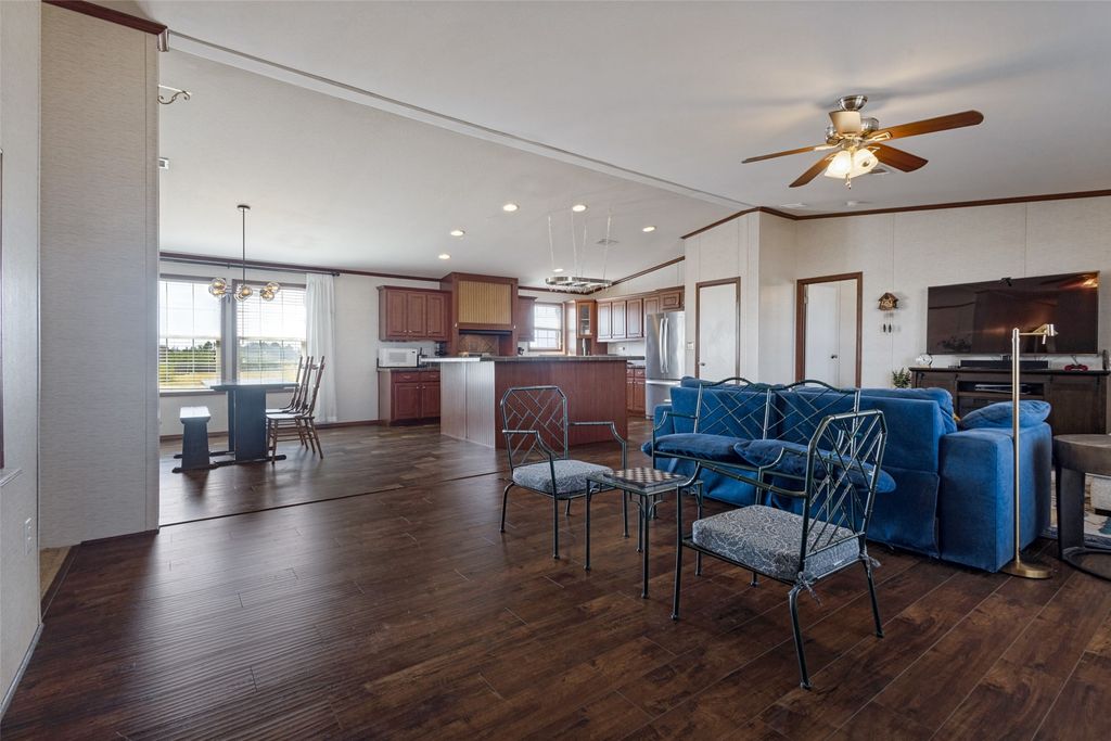 8317 Old Stoney Road, Ponder, TX 76259 — photo 5