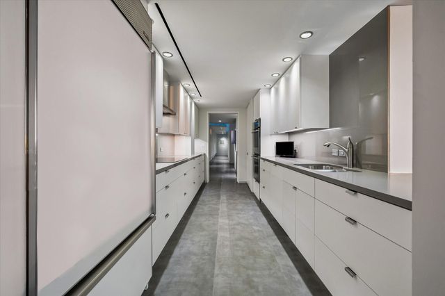 15 Greenway Plaza 29B, Houston, TX 77046