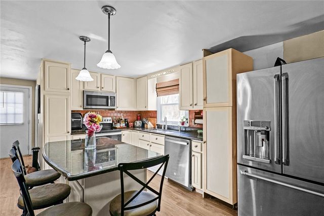 2 Marian Lane, Woonsocket, RI 02895