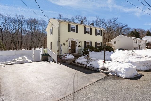 2 Marian Lane, Woonsocket, RI 02895