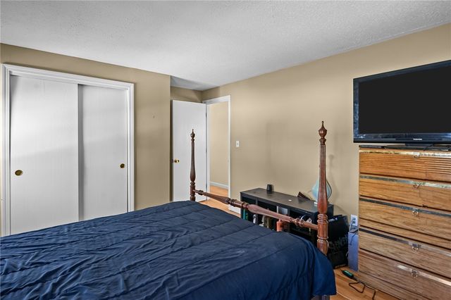 2 Marian Lane, Woonsocket, RI 02895