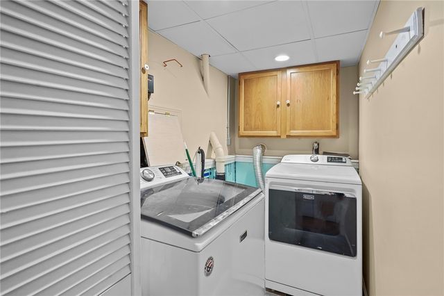 2 Marian Lane, Woonsocket, RI 02895