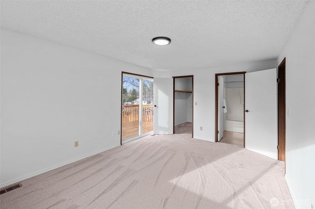 807 Wayne Drive, Centralia, WA 98531