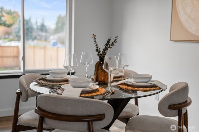 807 Wayne Drive, Centralia, WA 98531