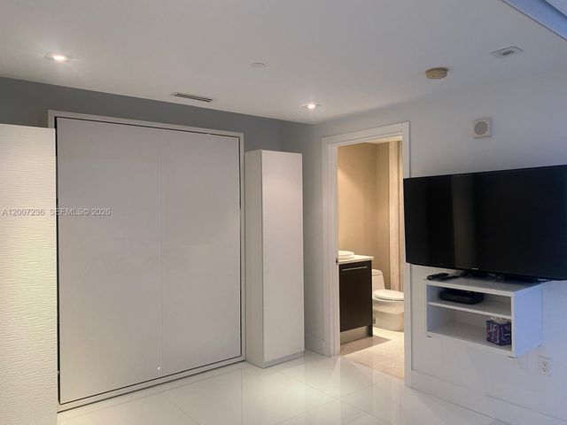 17121 Collins Ave 4006, Sunny Isles Beach, FL 33160