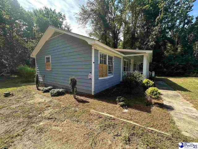 2910 Redwood Dr, Florence, SC 29501