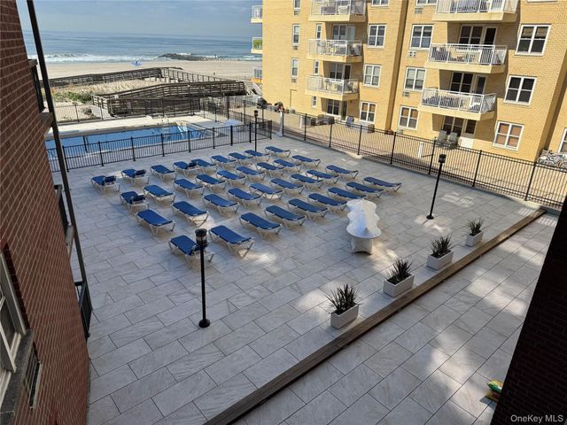750 Shore Road 4N, Long Beach, NY 11561