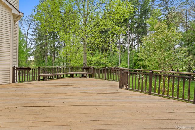 3079 Island Hills Drive, Dexter Township, MI 48130