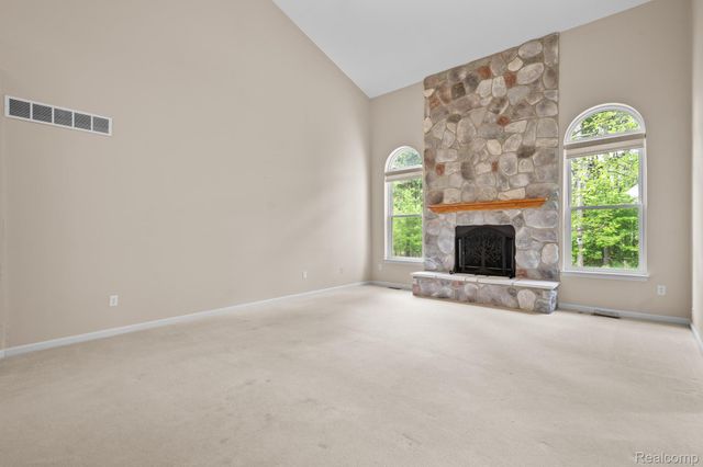 3079 Island Hills Drive, Dexter Township, MI 48130