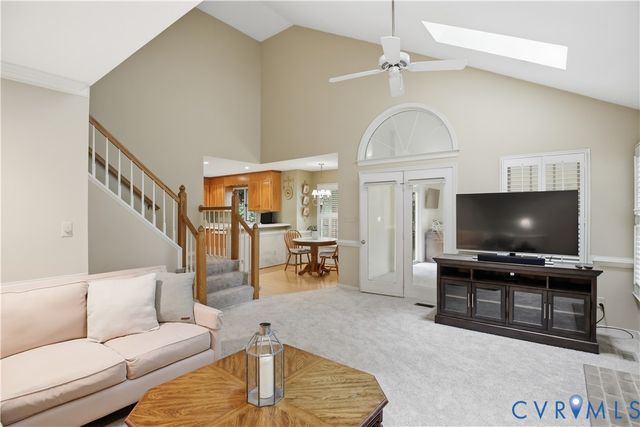 9329 Kings Charter Dr, Mechanicsville, VA 23116
