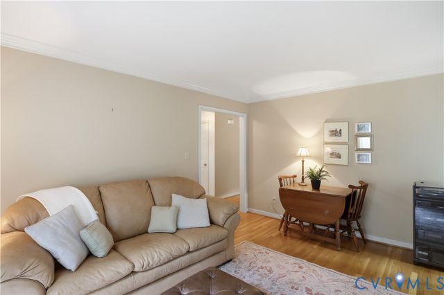 9329 Kings Charter Dr, Mechanicsville, VA 23116