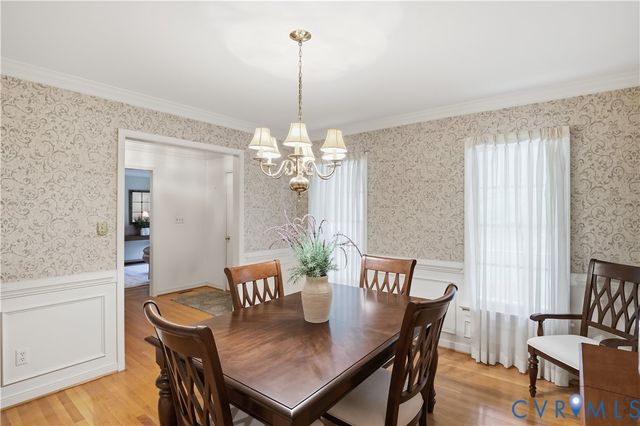 9329 Kings Charter Dr, Mechanicsville, VA 23116