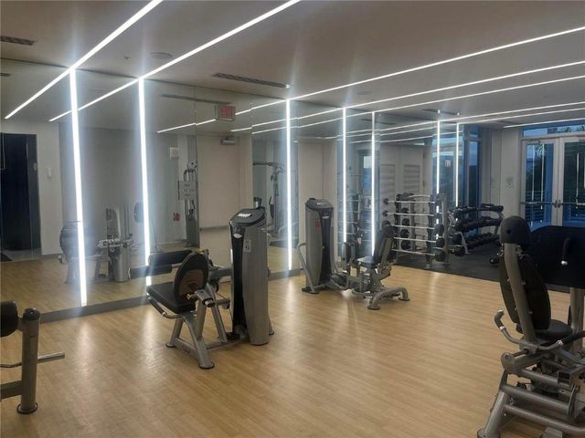 6415 NW 102nd Path 201, Miami, FL 33178