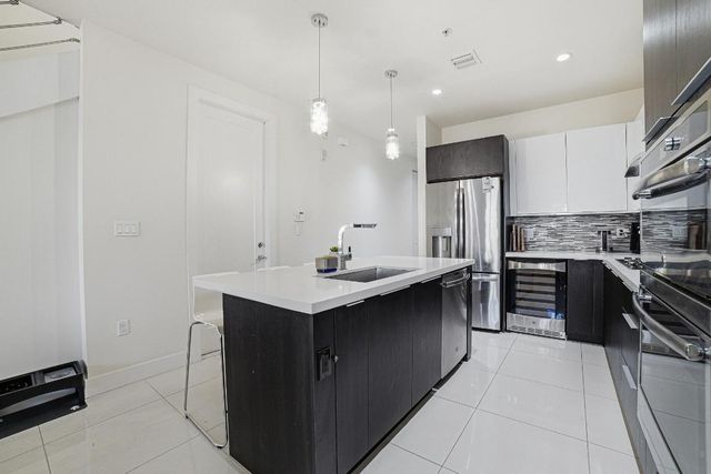 6415 NW 102nd Path 201, Miami, FL 33178