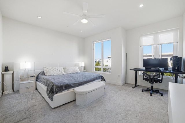 6415 NW 102nd Path 201, Miami, FL 33178