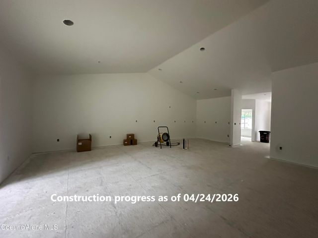 7304 E Autry Ln, Athol, ID 83801