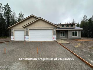 7304 E Autry Ln, Athol, ID 83801