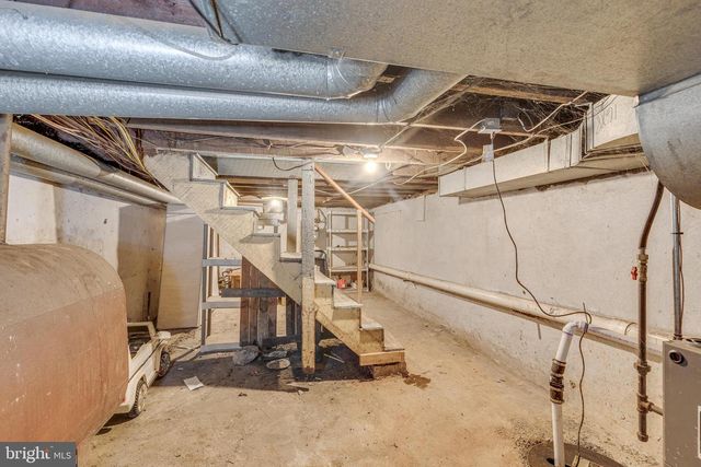 517 LINDEN AVE, Burlington, NJ 08016