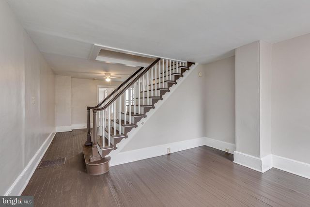 517 LINDEN AVE, Burlington, NJ 08016