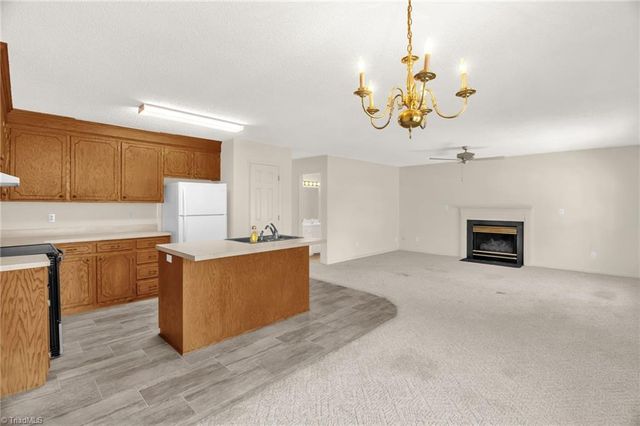 2001 Sunshine Lane, Lexington, NC 27295