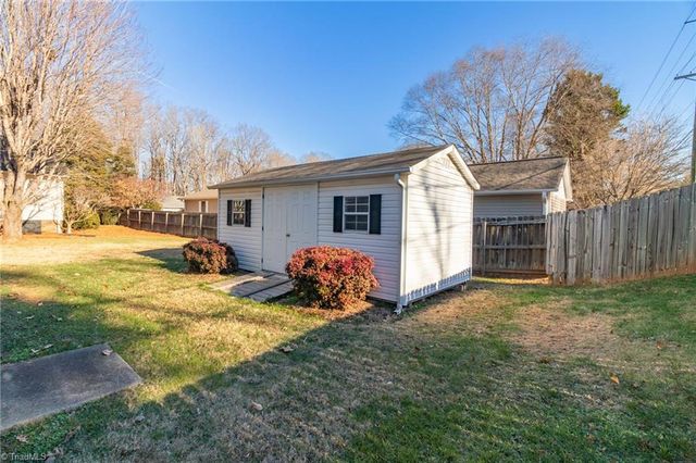 2001 Sunshine Lane, Lexington, NC 27295